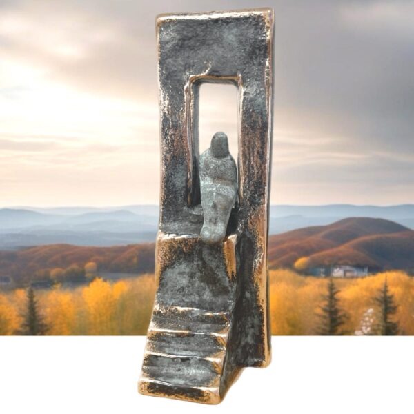 Trappeskulptur "Lille lur"
