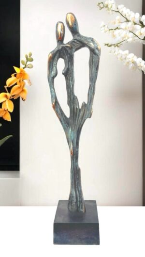 Bronzeskulptur “Modent par” af Stiig Kalsing – figur af ældre par udført i massiv bronze